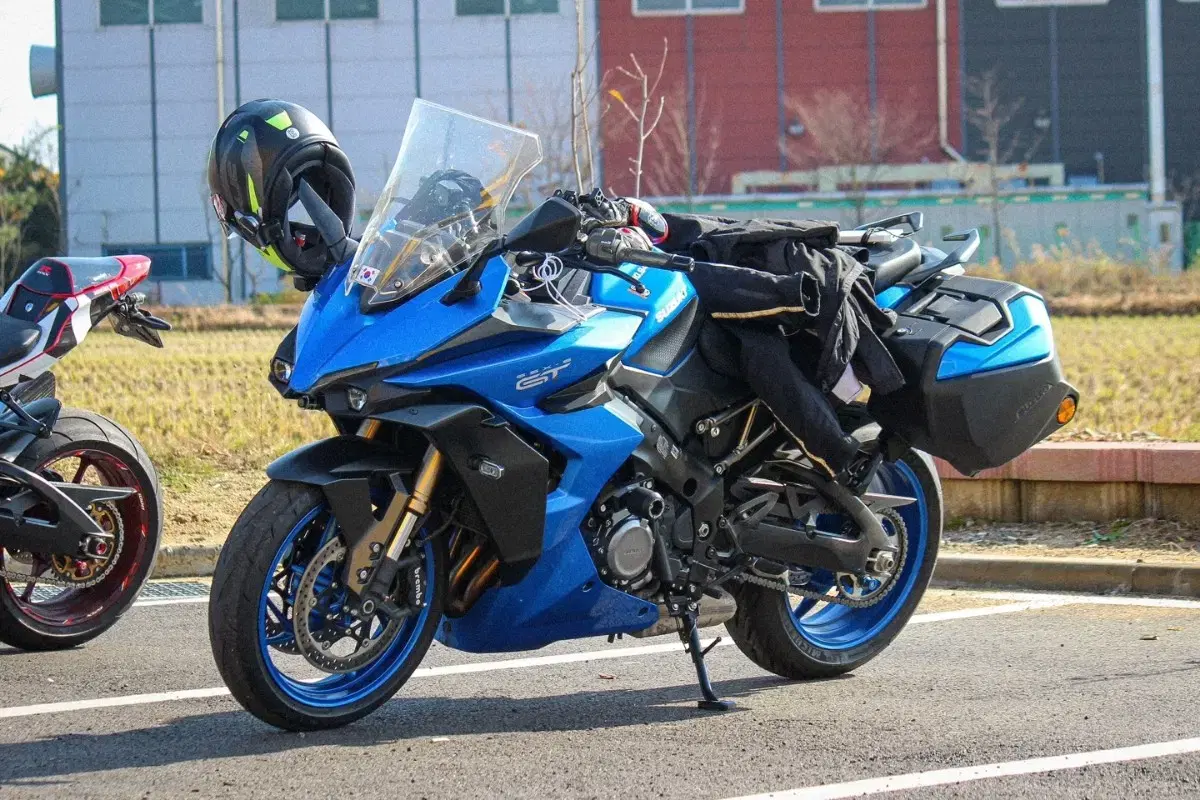 Suzuki s1000gt 판매합니다